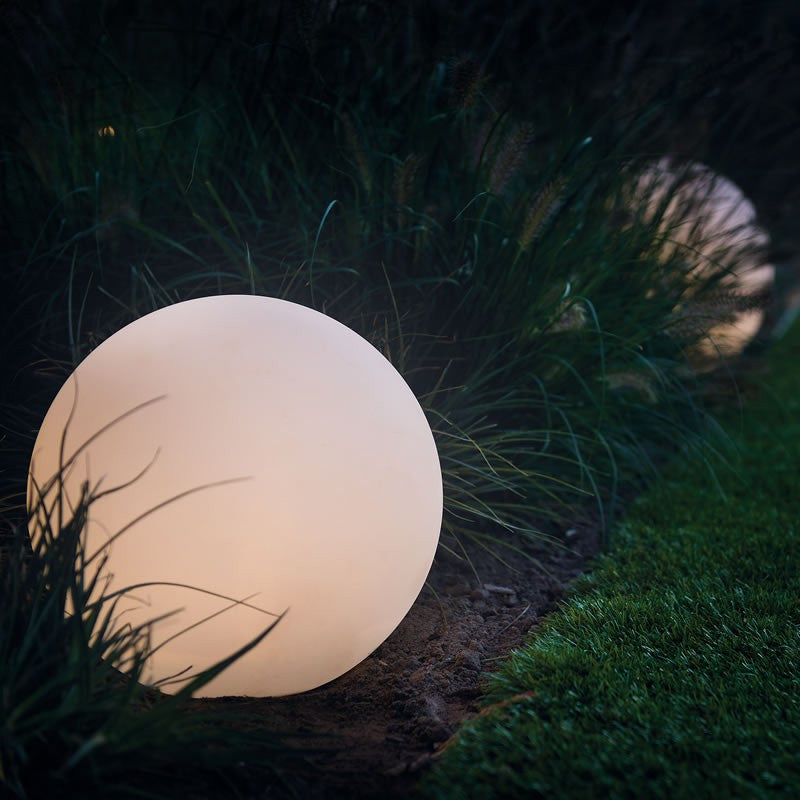 Gartner | Spherical Garden Light