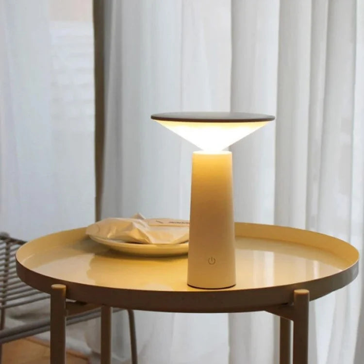 TriLight | Dimbar bordslampa