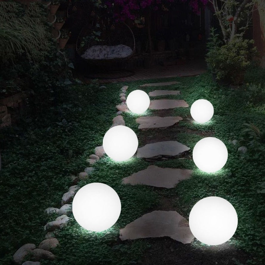 Gartner | Spherical Garden Light