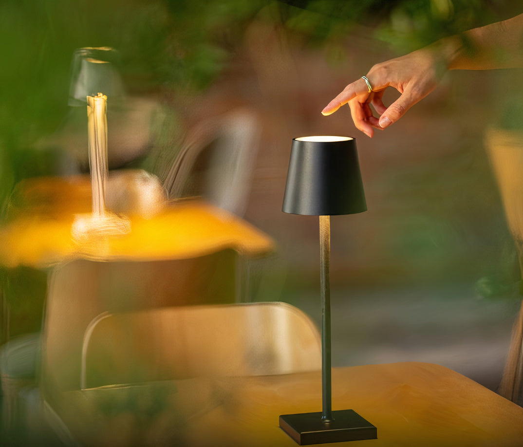 Ilumi | Bordslampa med touch-kontroll