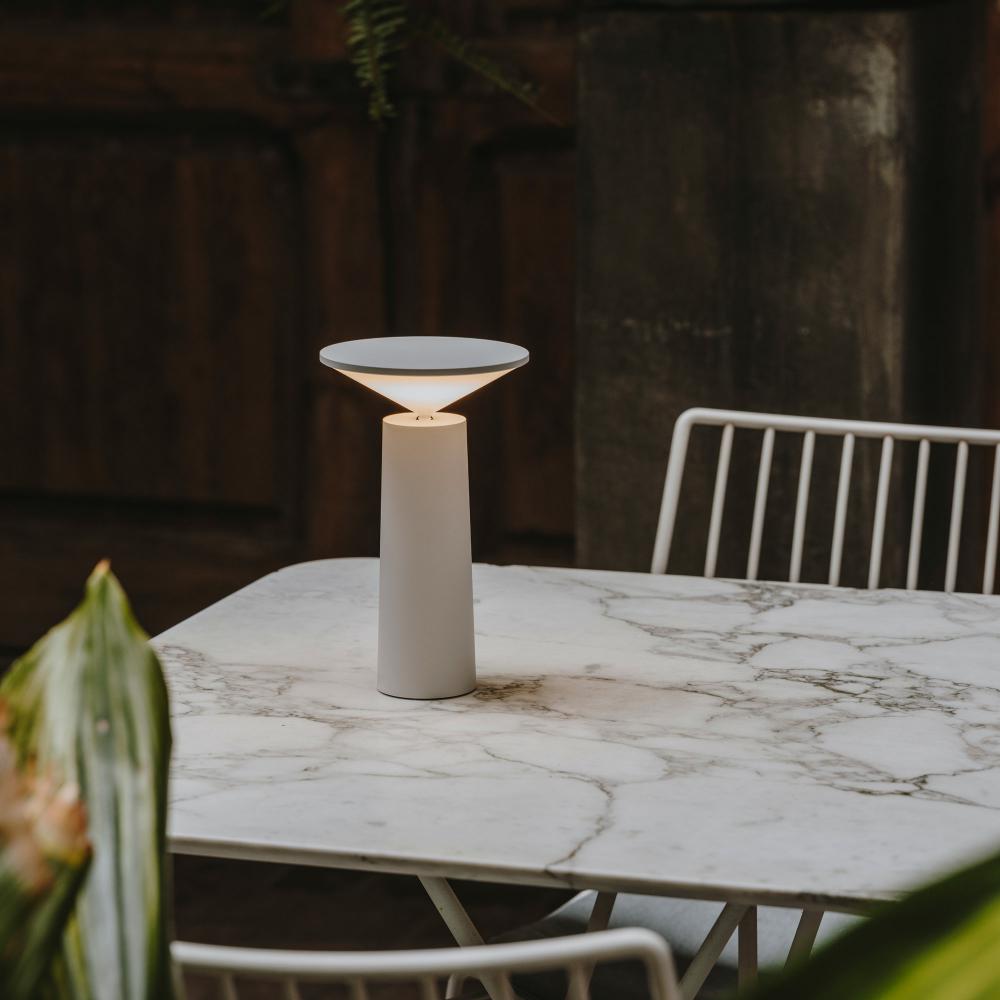 TriLight | Dimbar bordslampa