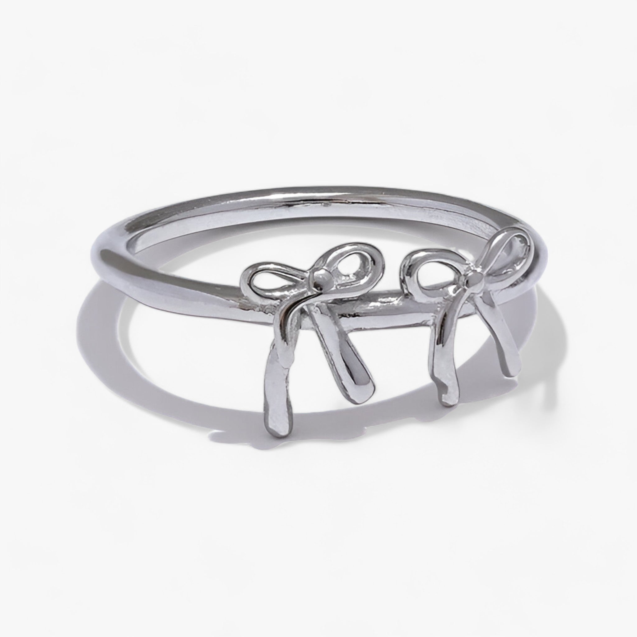 BELLA | Fingerring - Elegant, vattentåligt design