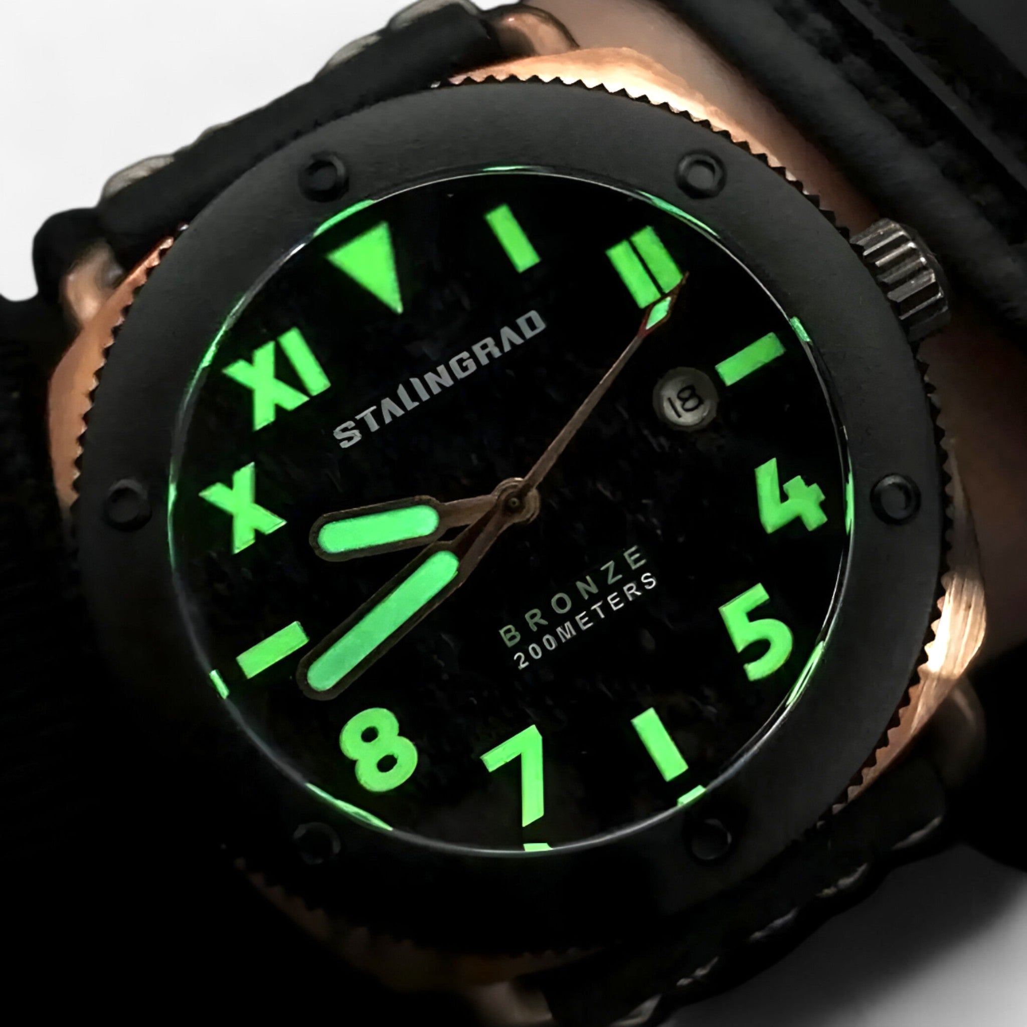 STALINGRAD | Herrarnas mekaniska armbandsur - Precision och stil